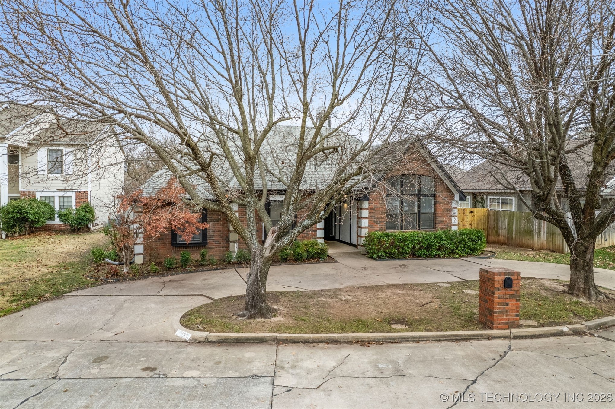 6331 S 90th East Court Property Photo 34