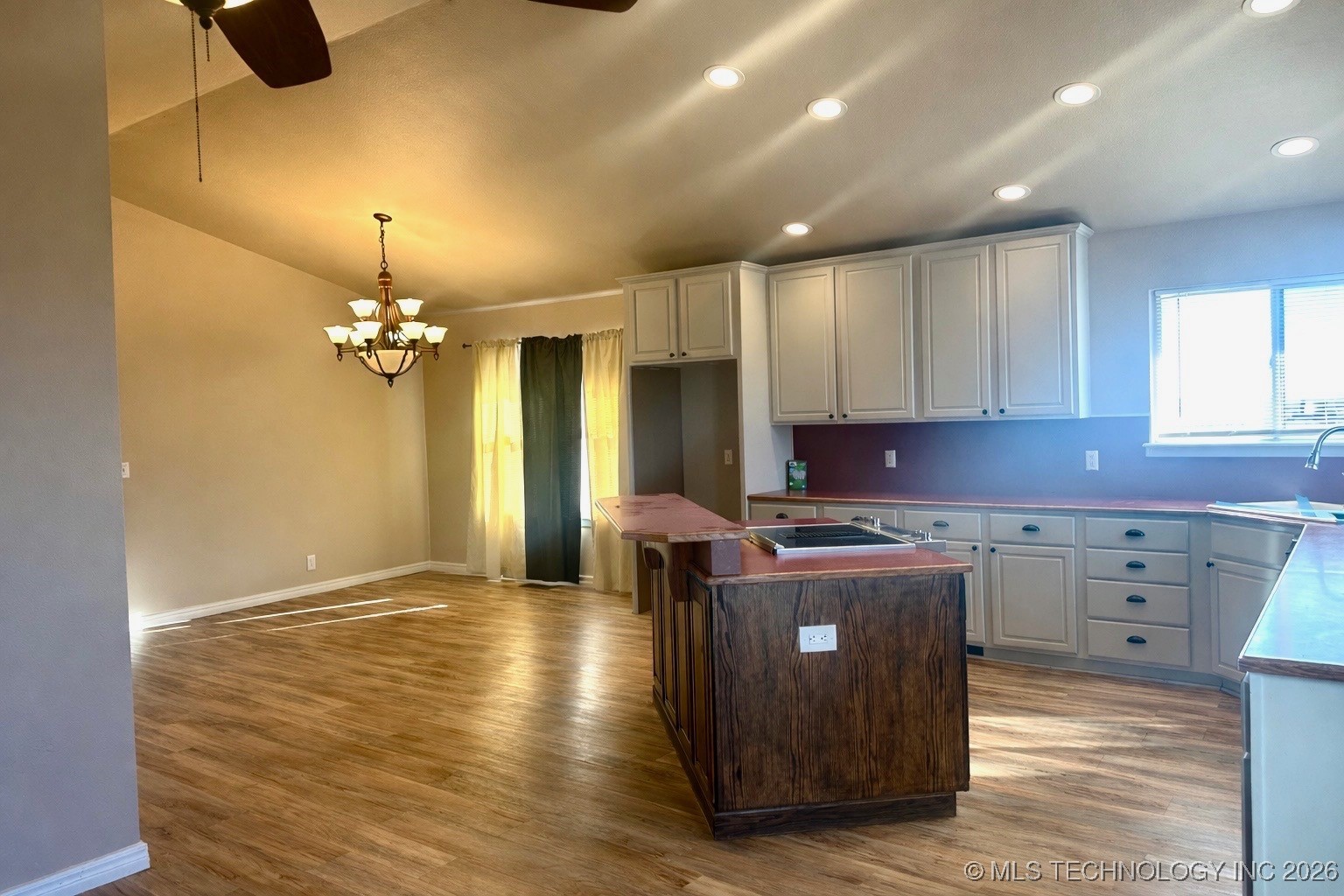 20657 S 4350 Road Property Photo 5