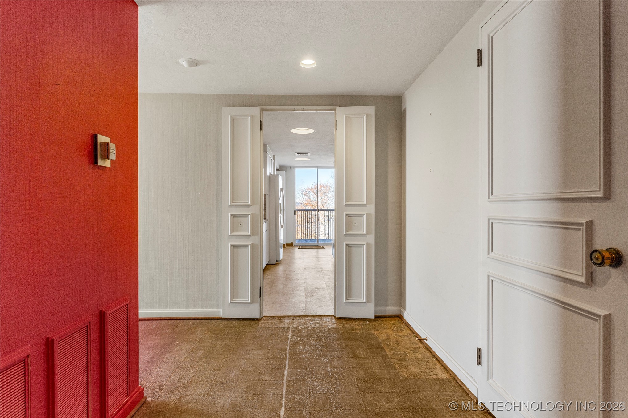 2300 Riverside Drive E Property Photo 11