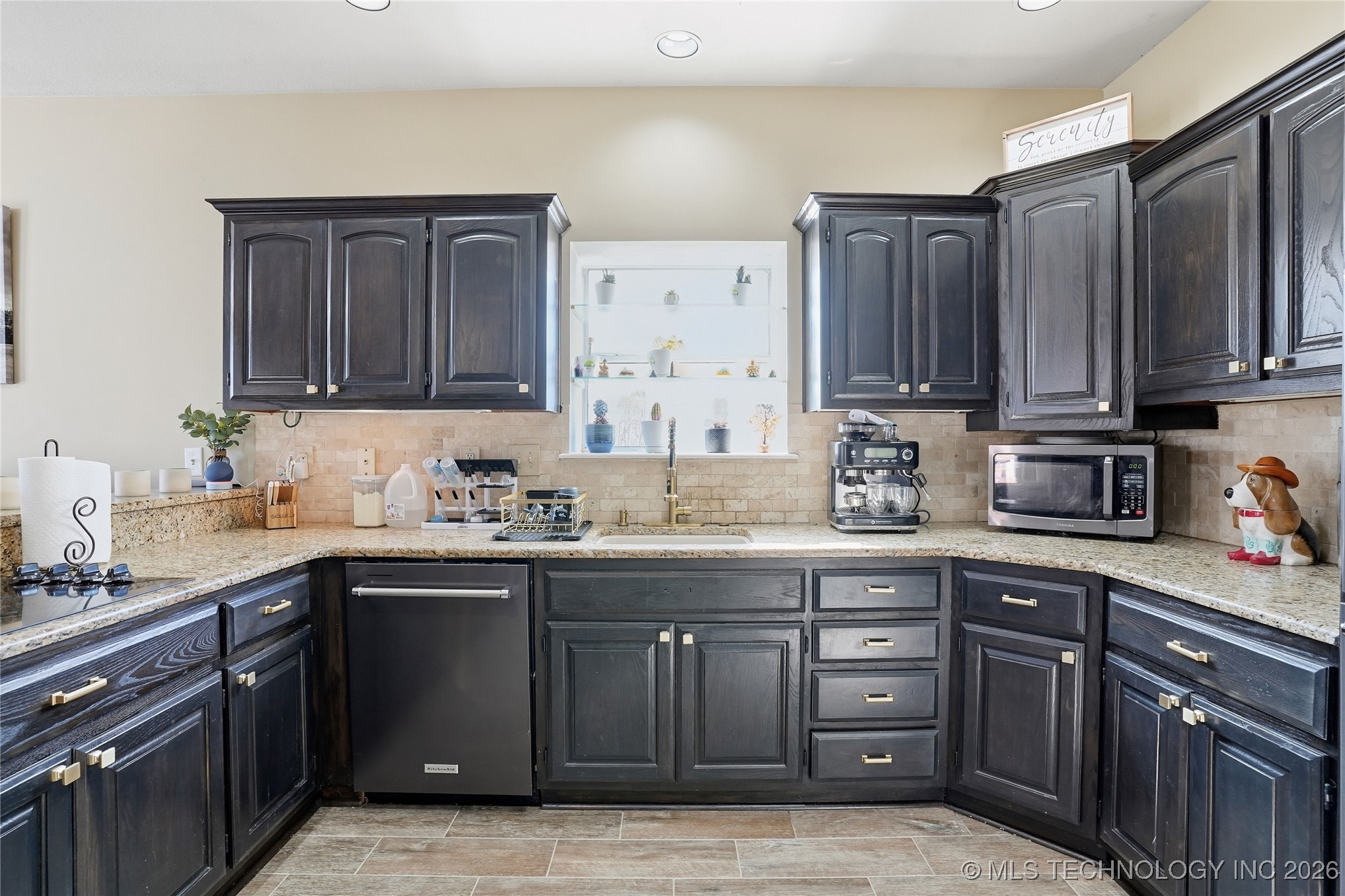 1761 Holly Avenue Property Photo 21