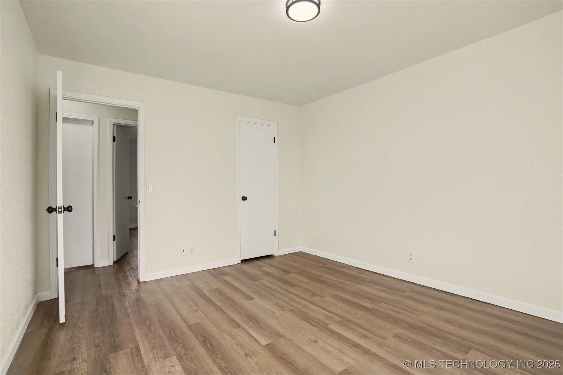 4609 W Charleston Street Property Photo 16