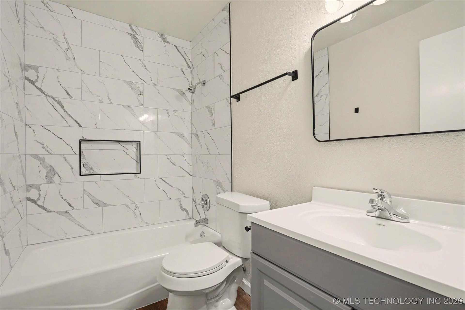 4609 W Charleston Street Property Photo 20