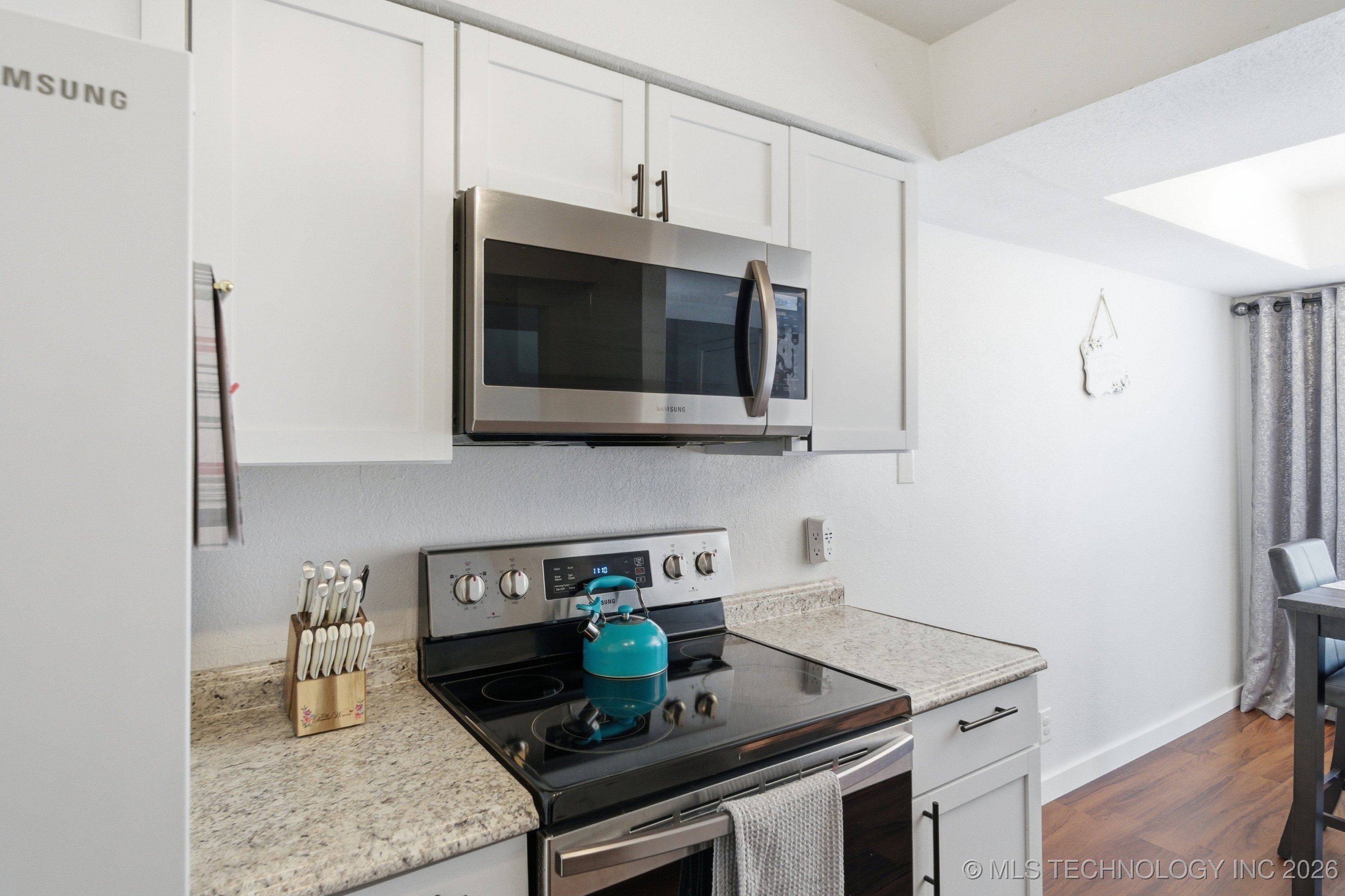 2850 E 90th Street 1208 Property Photo 12