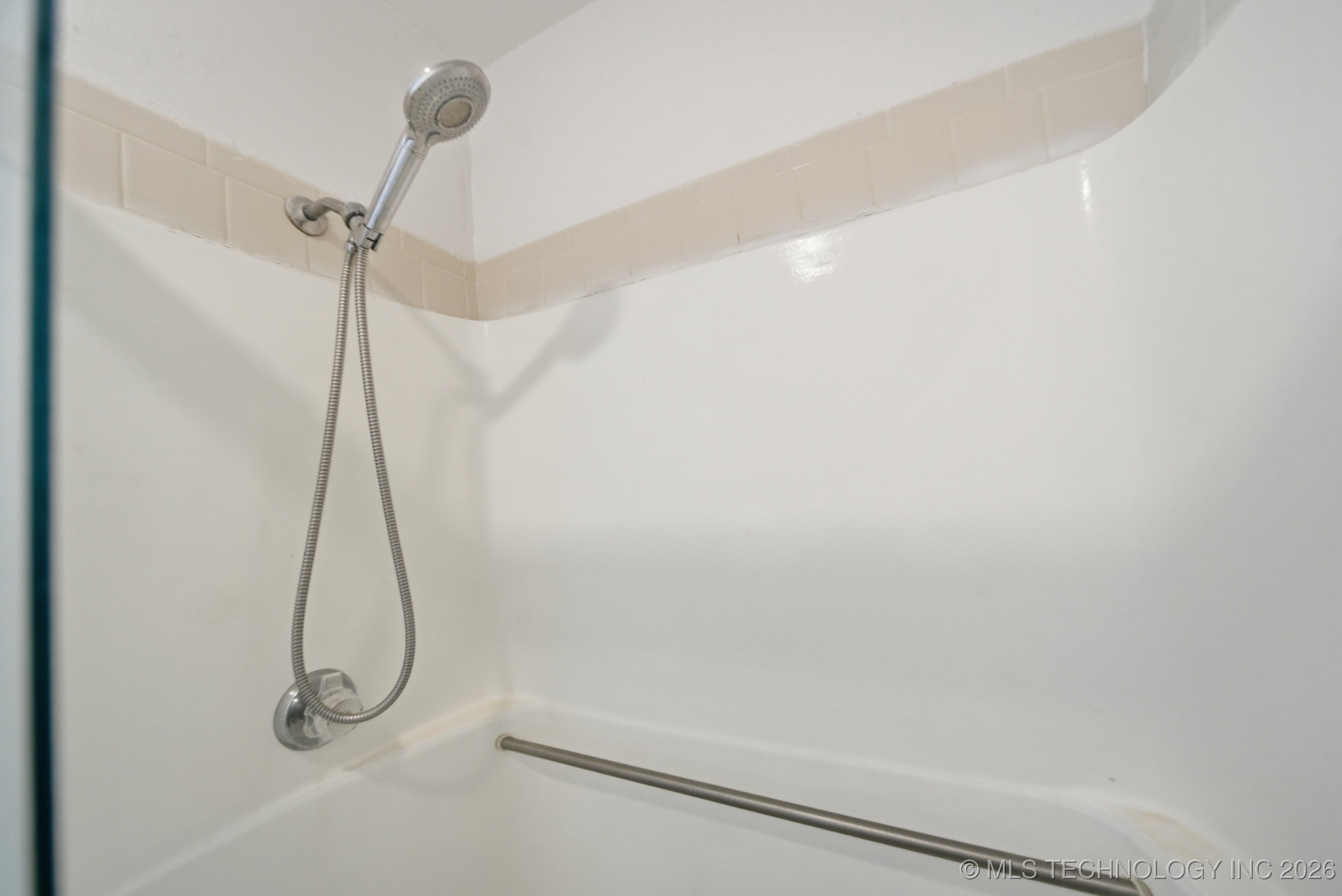 2850 E 90th Street 1208 Property Photo 18