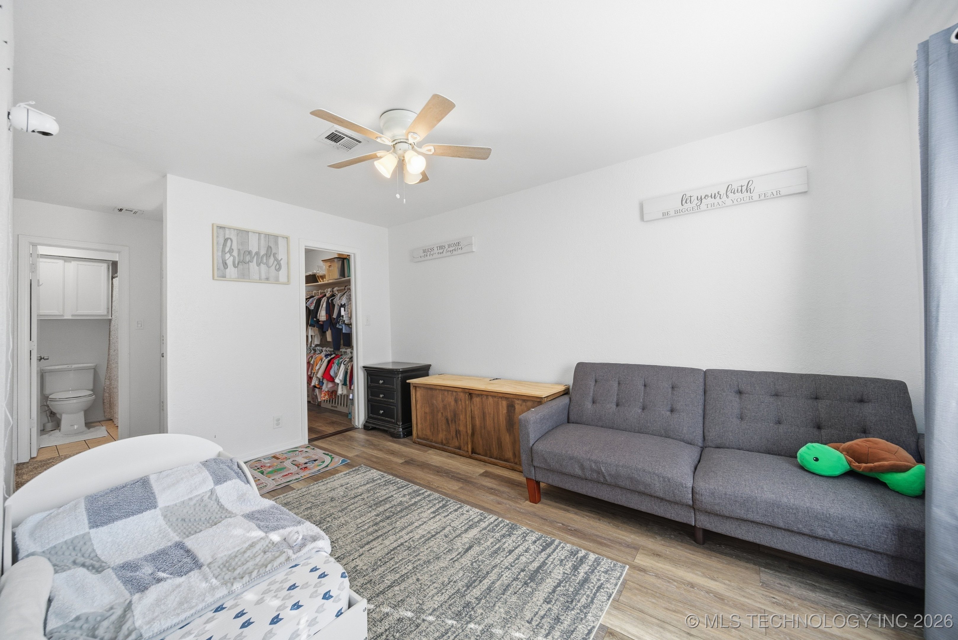 2850 E 90th Street 1208 Property Photo 21