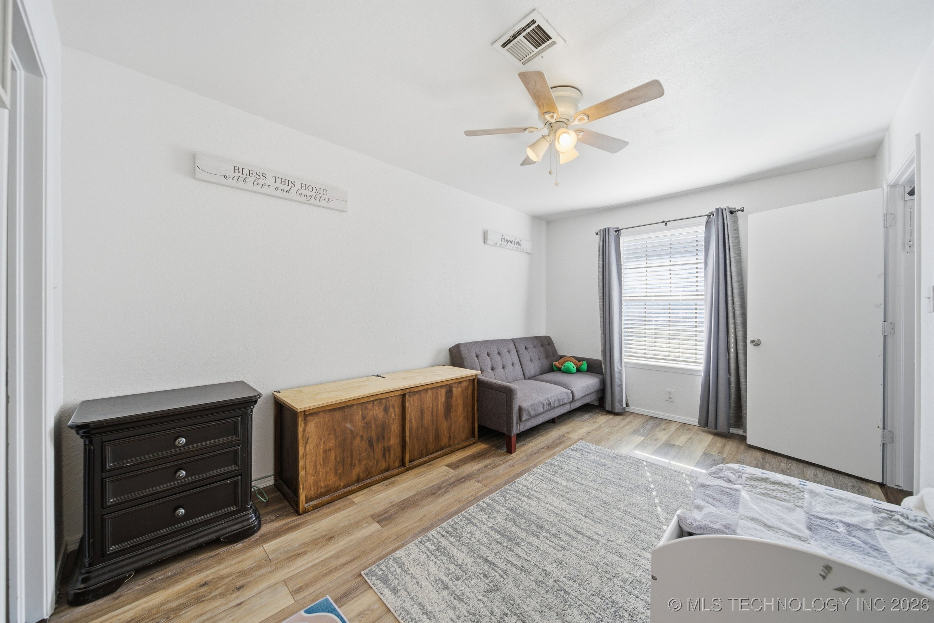 2850 E 90th Street 1208 Property Photo 22