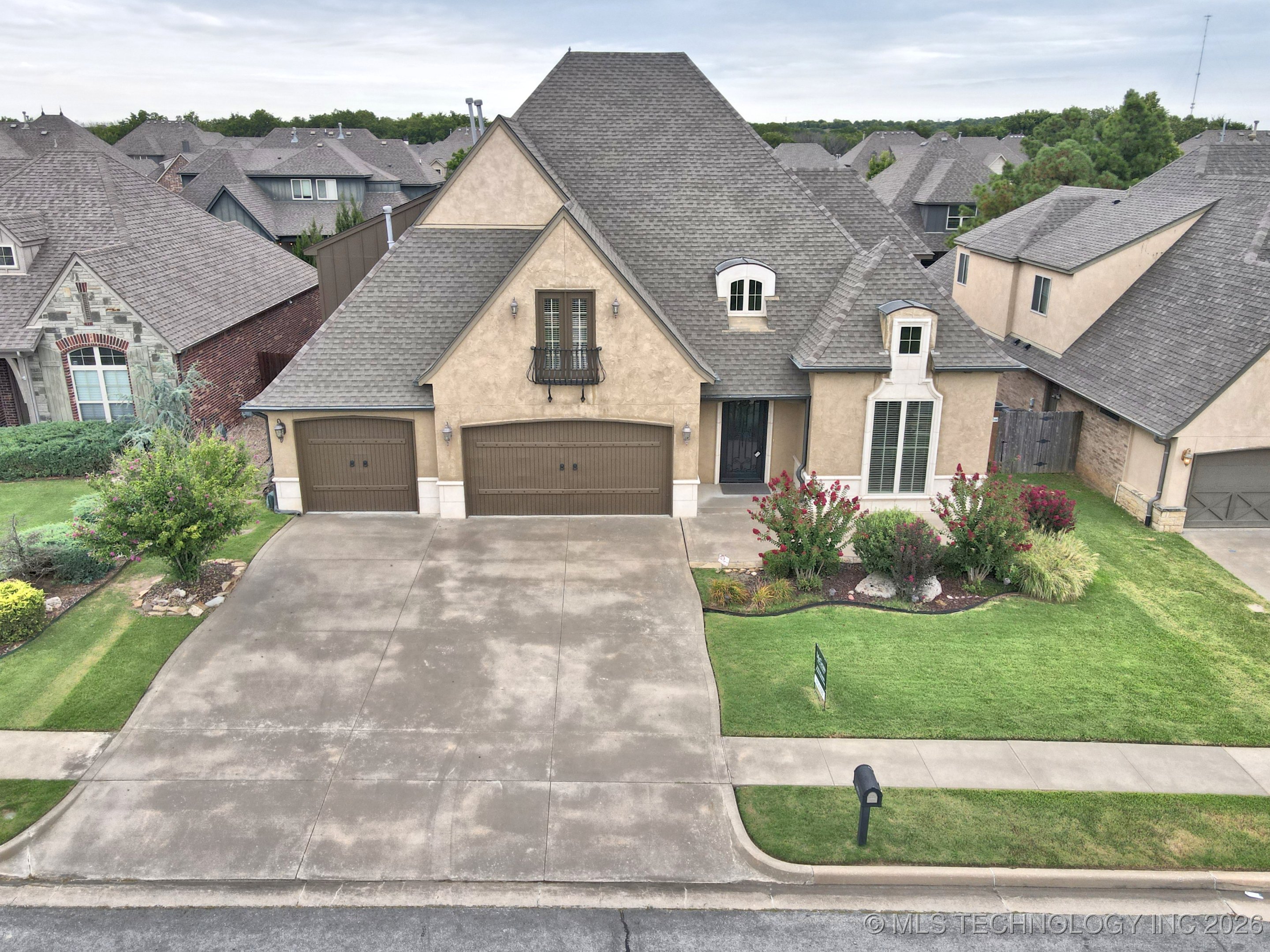 16311 E 48th Street Property Photo 1