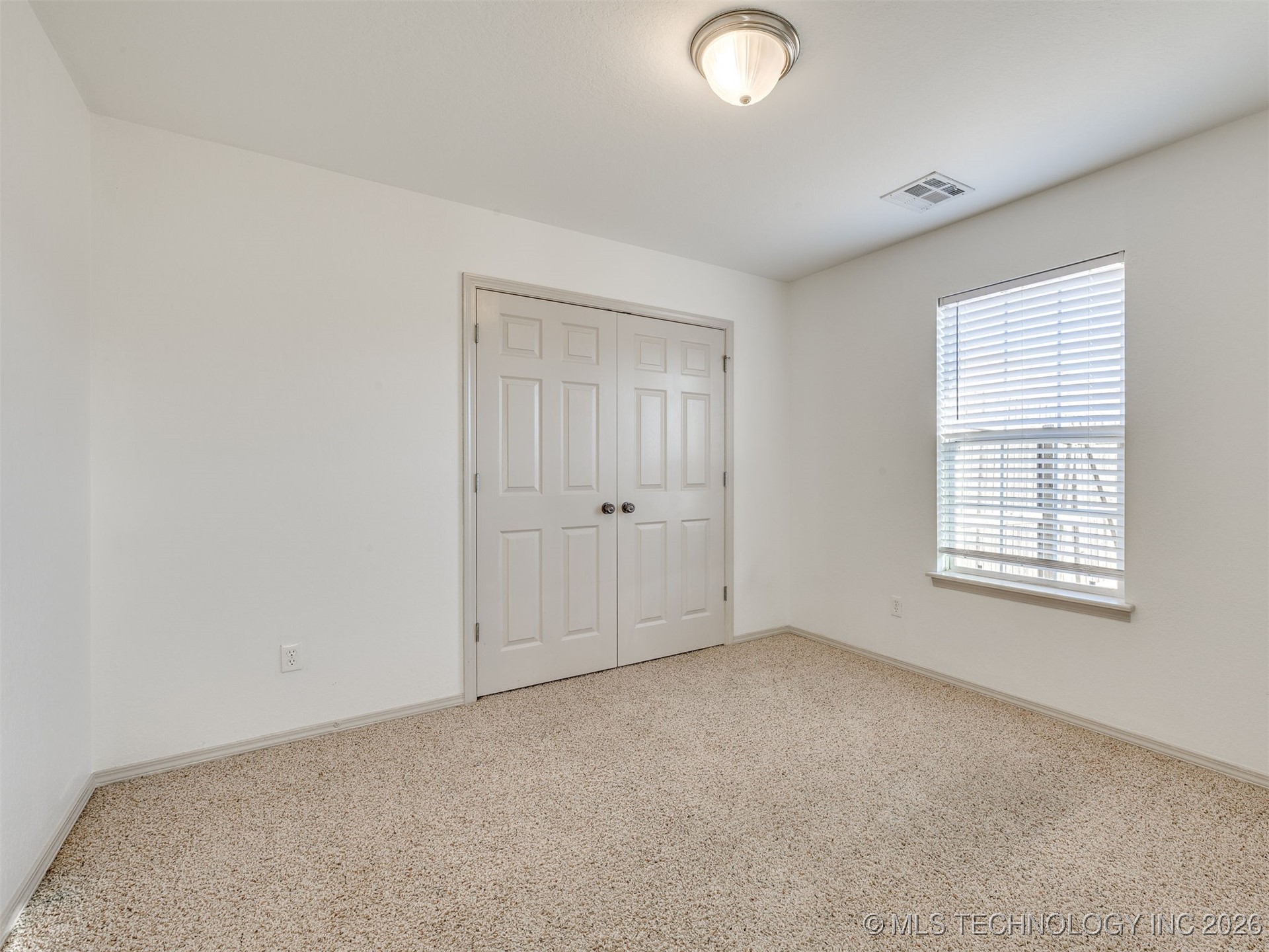 520 S 50th Place Property Photo 18