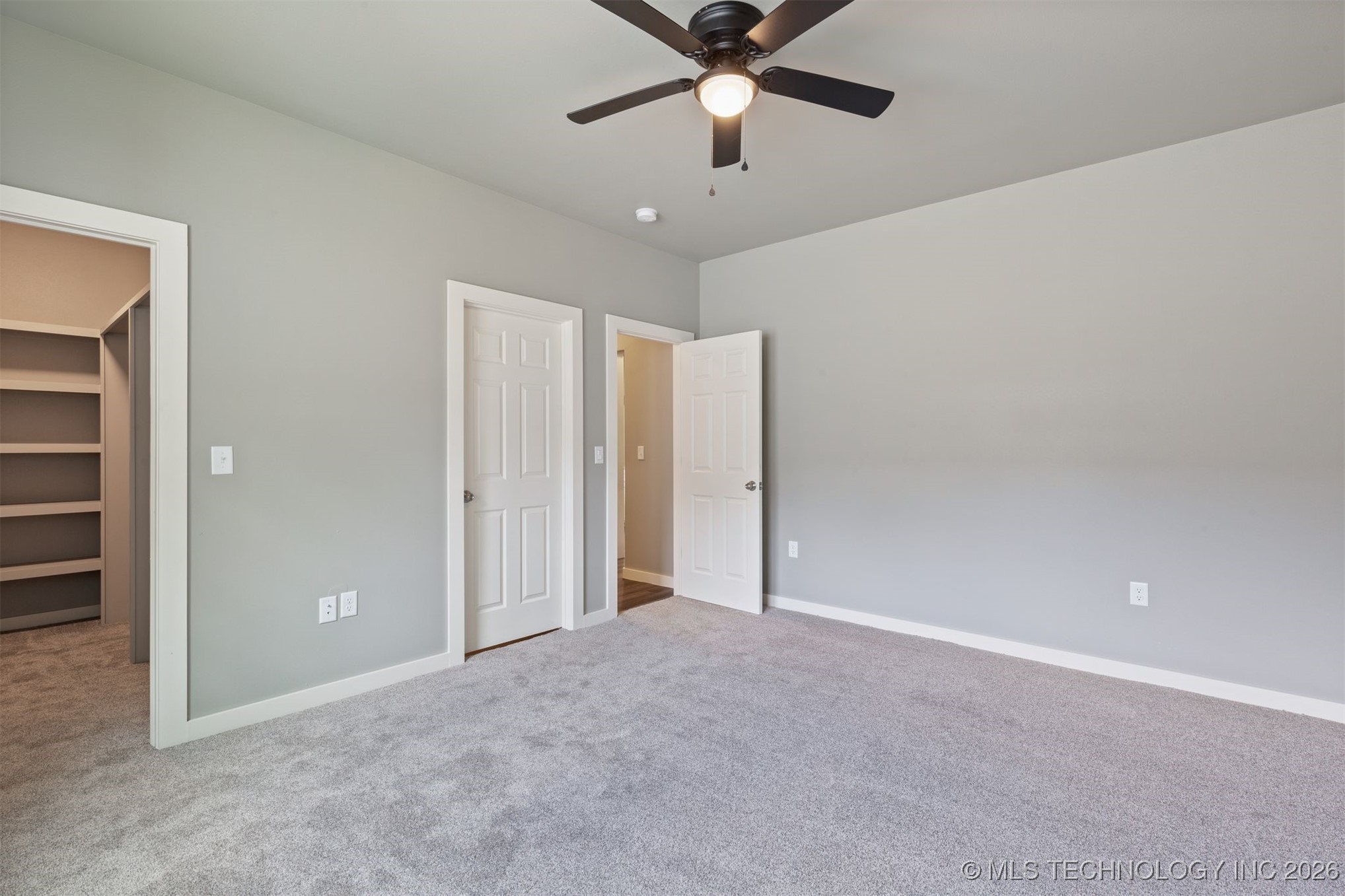 2125 E 2nd Street Property Photo 21