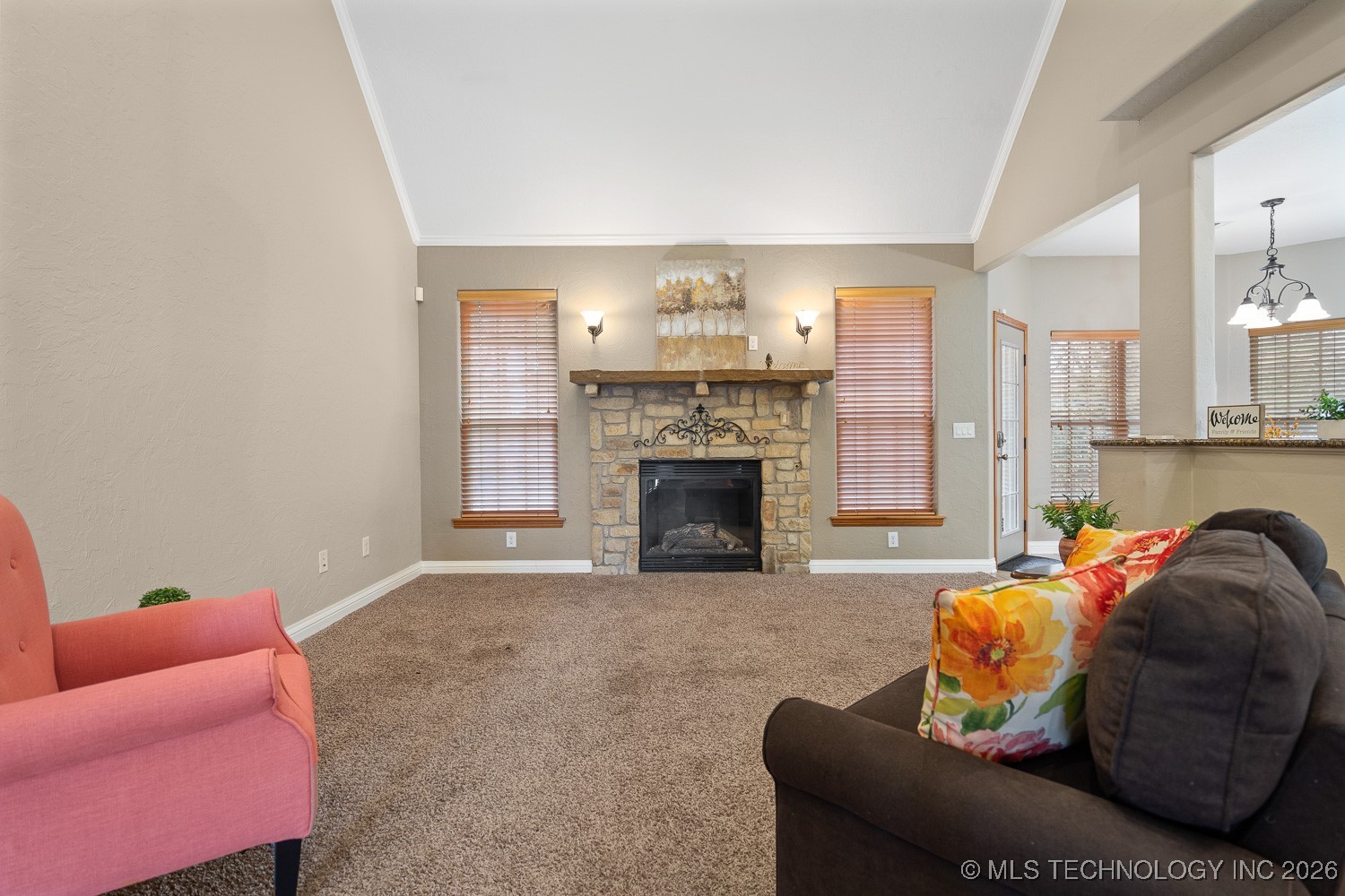 1702 Olive Street Property Photo 5