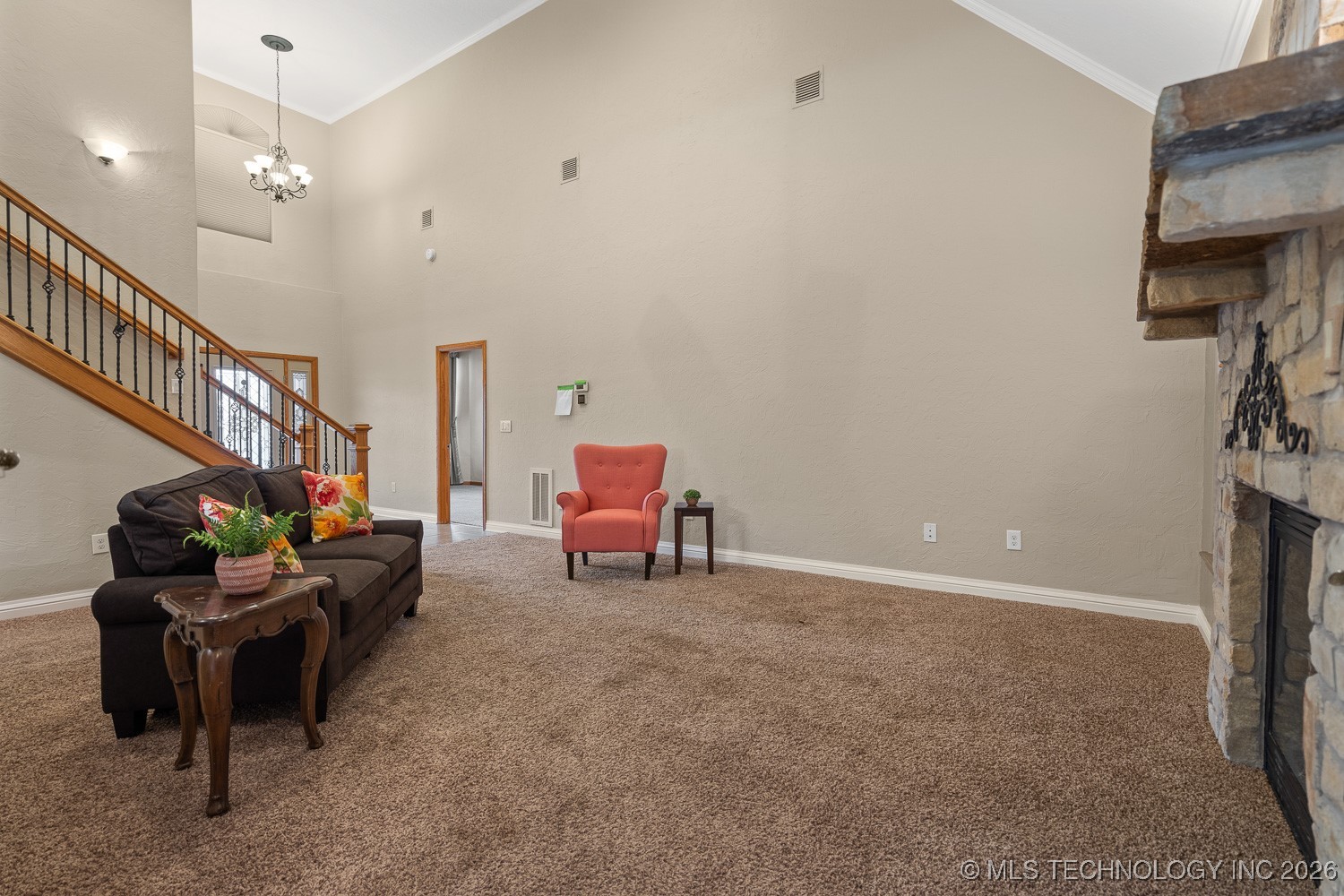 1702 Olive Street Property Photo 6