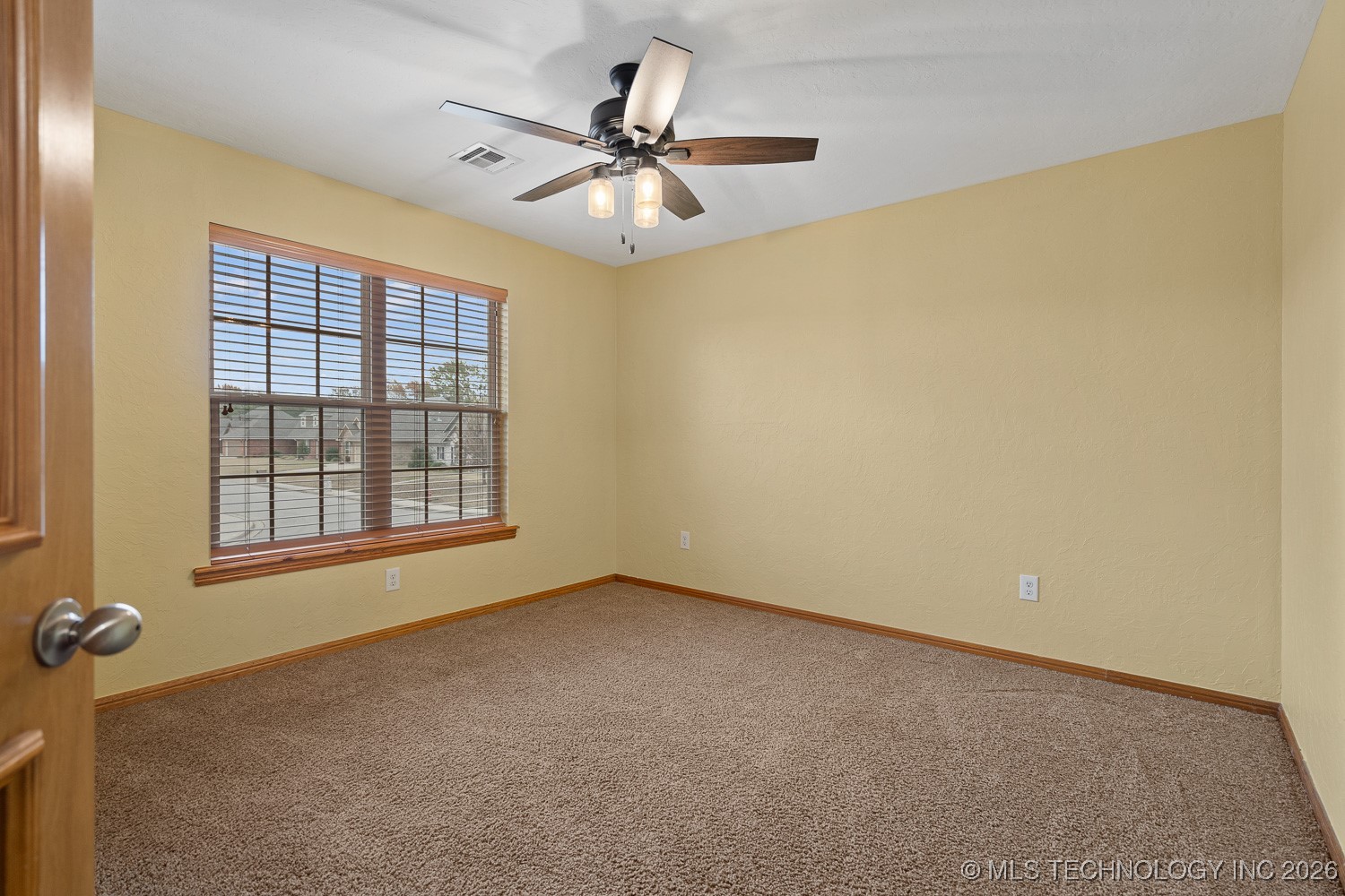 1702 Olive Street Property Photo 26