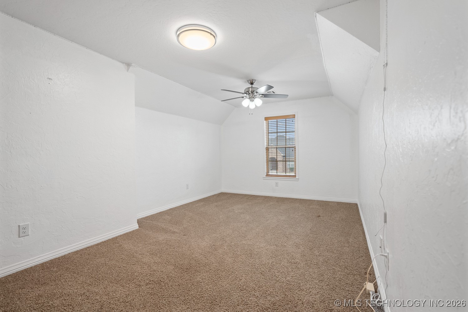 1702 Olive Street Property Photo 28