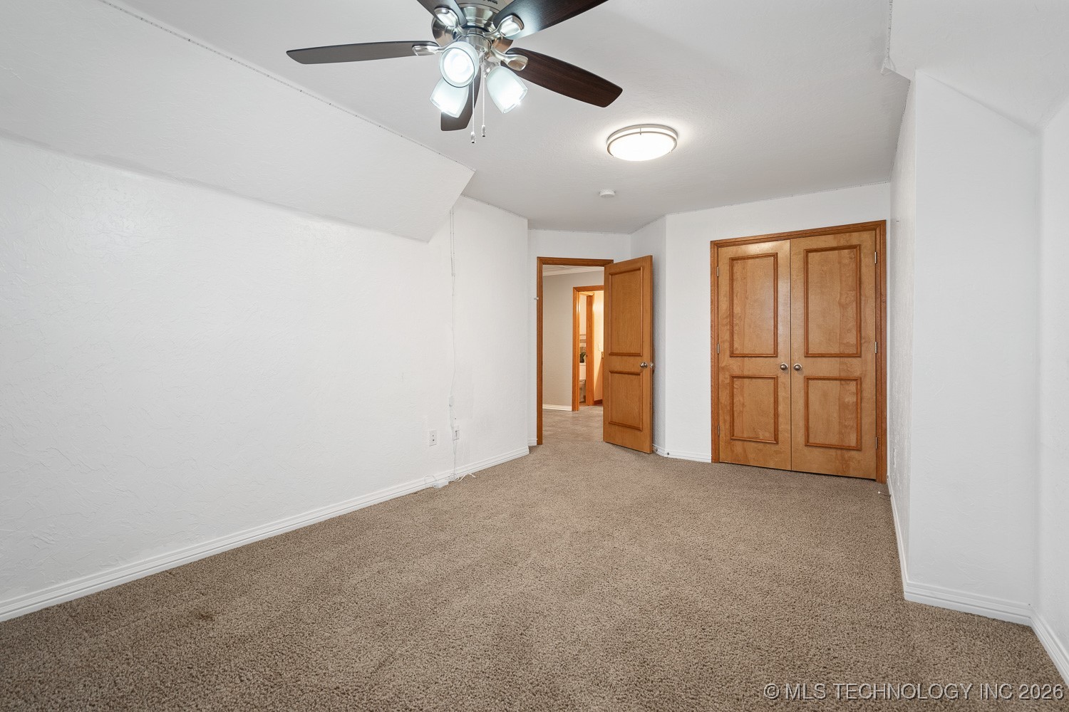 1702 Olive Street Property Photo 29