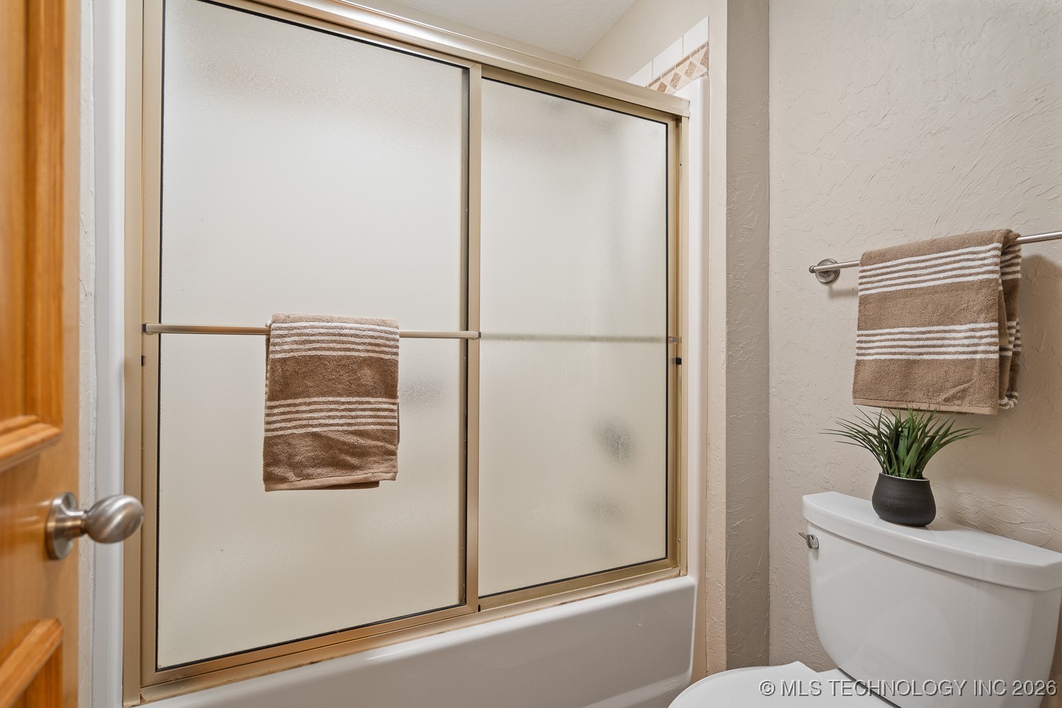 1702 Olive Street Property Photo 31