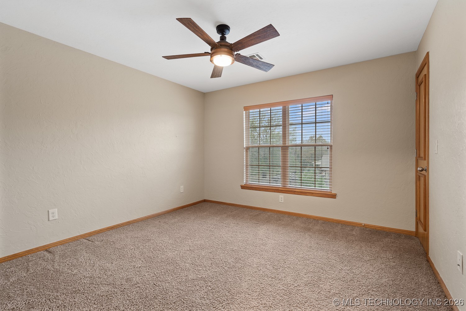 1702 Olive Street Property Photo 32