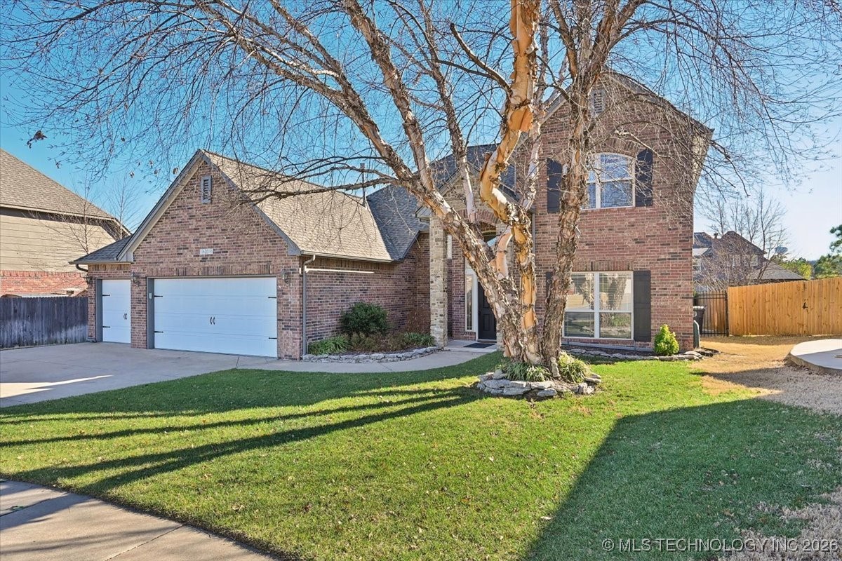 16216 E 49th Place Property Photo 4