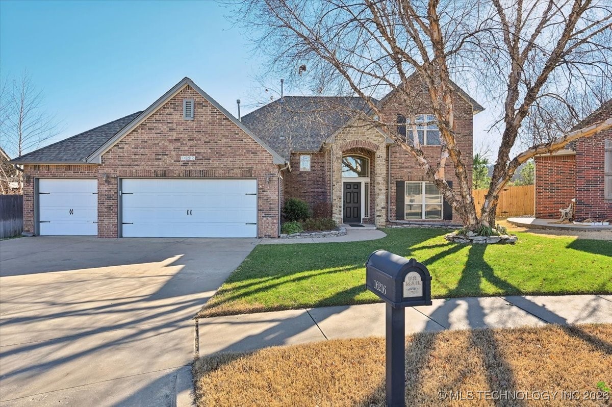 16216 E 49th Place Property Photo 5