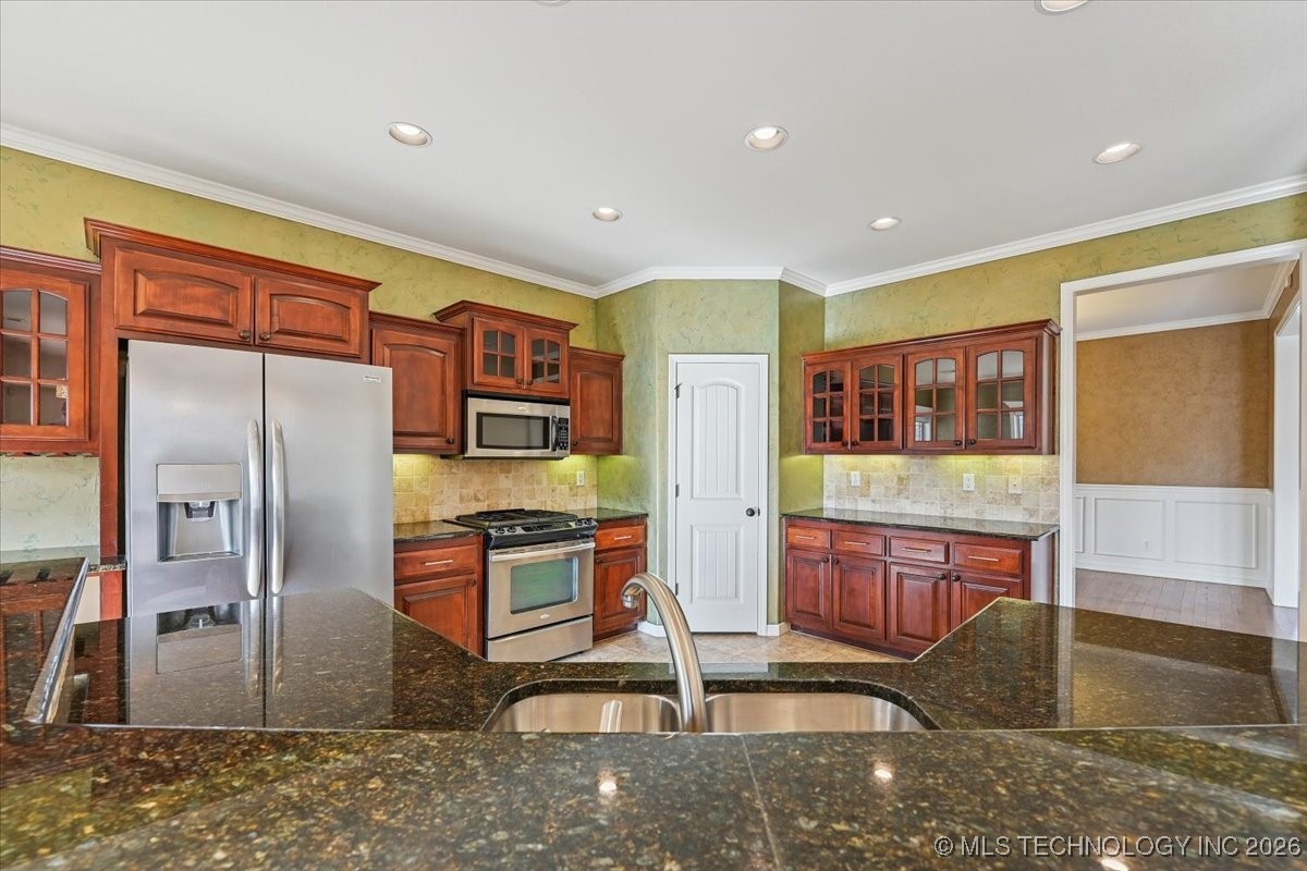 16216 E 49th Place Property Photo 17