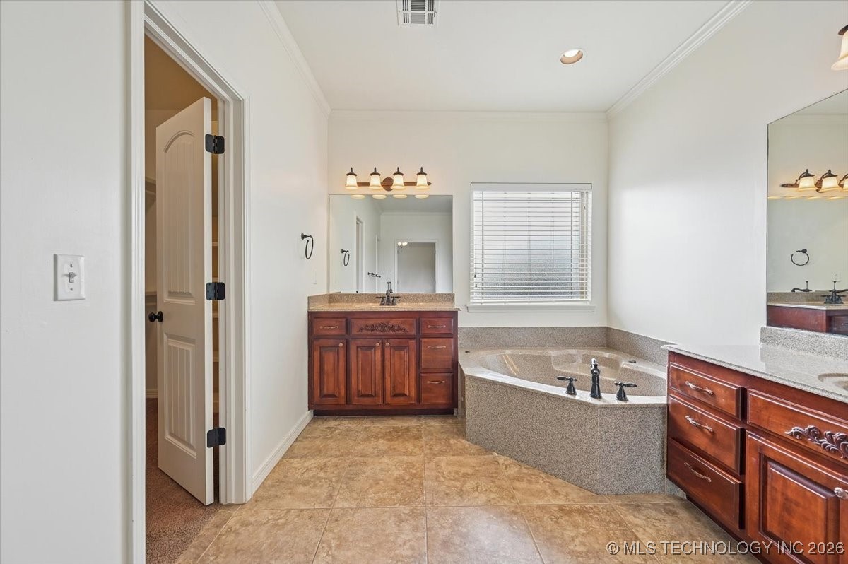 16216 E 49th Place Property Photo 29