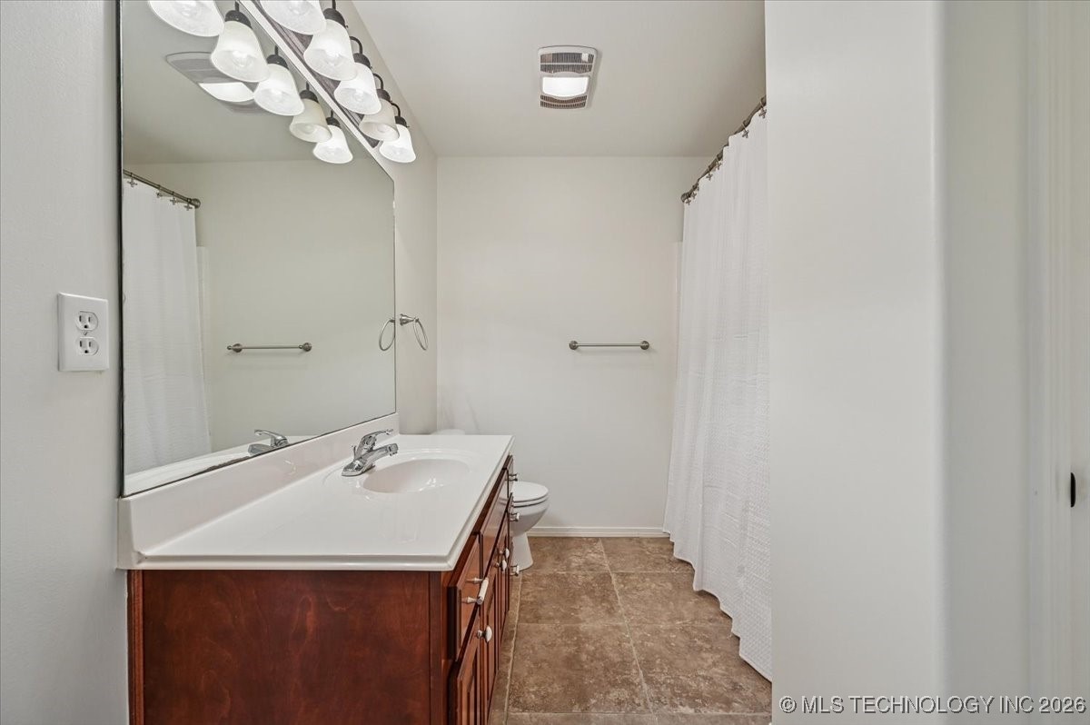 16216 E 49th Place Property Photo 44