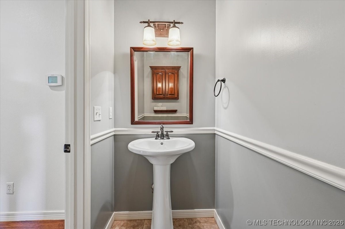 16216 E 49th Place Property Photo 53