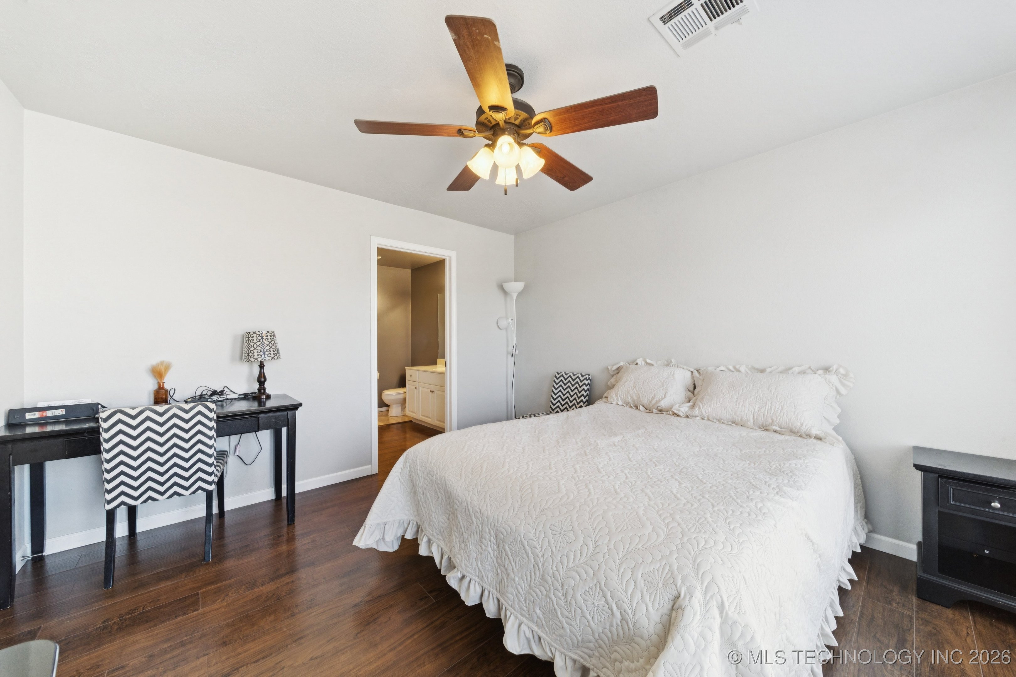 1012 S Willow Avenue Property Photo 23