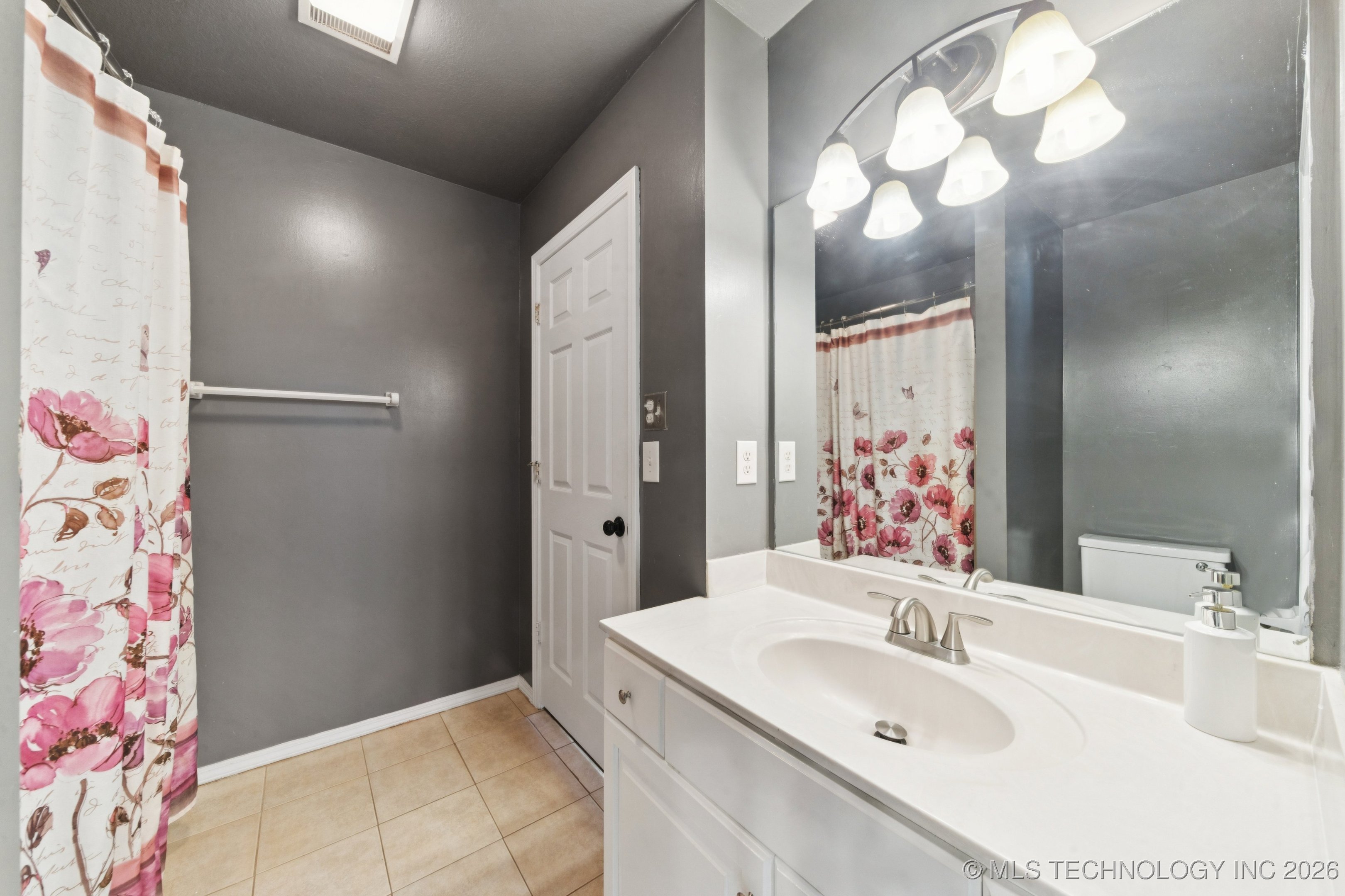 1012 S Willow Avenue Property Photo 31