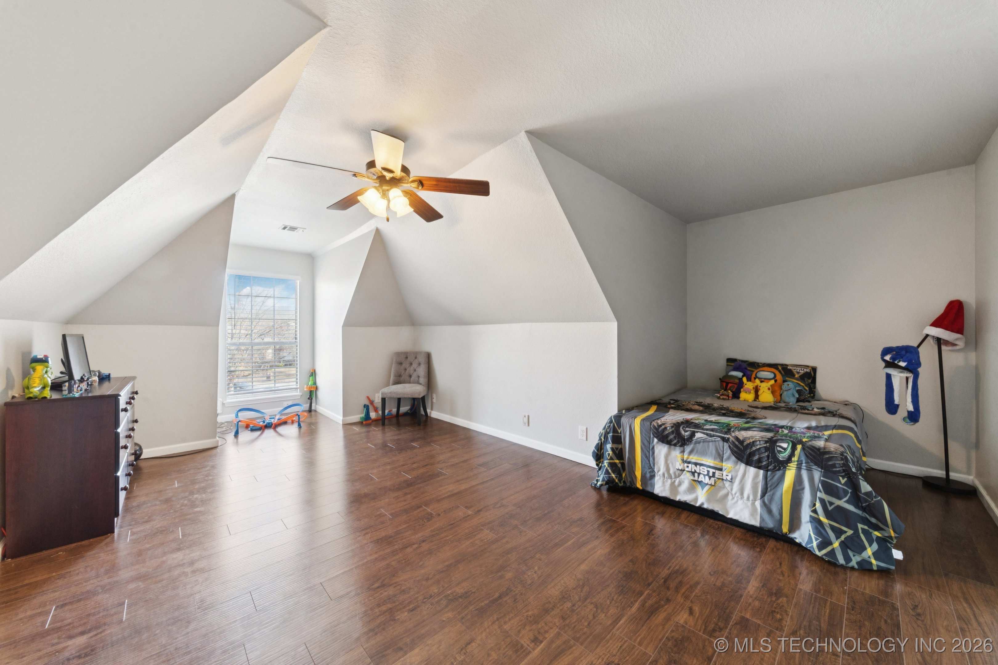 1012 S Willow Avenue Property Photo 32