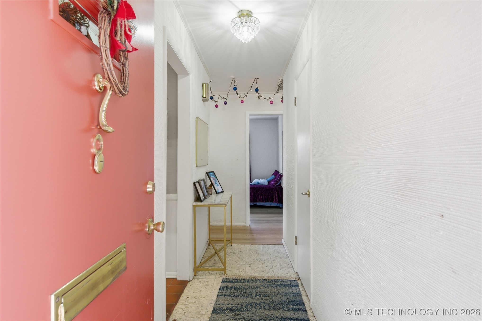 6011 E 57th Street Property Photo 7