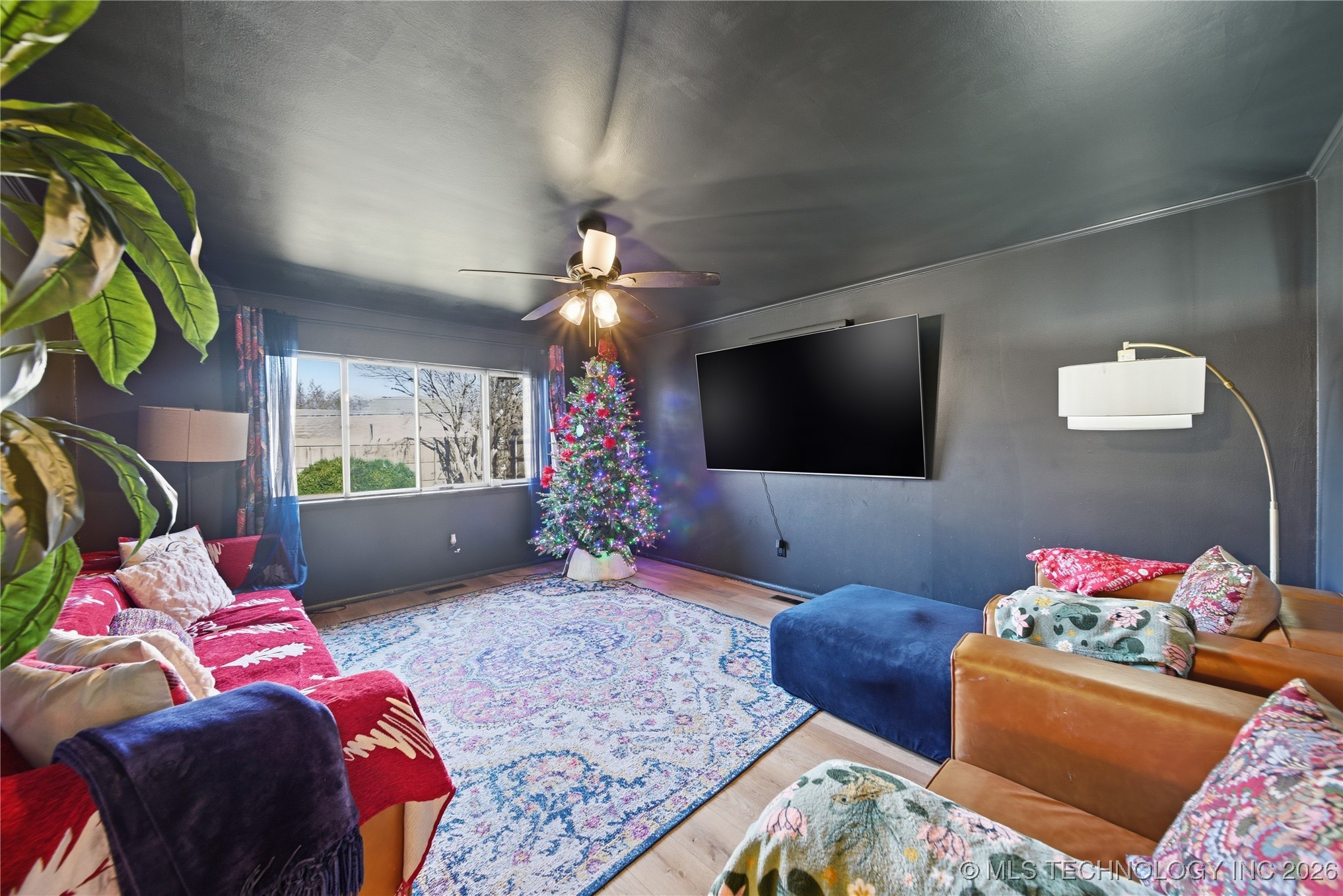 6011 E 57th Street Property Photo 16