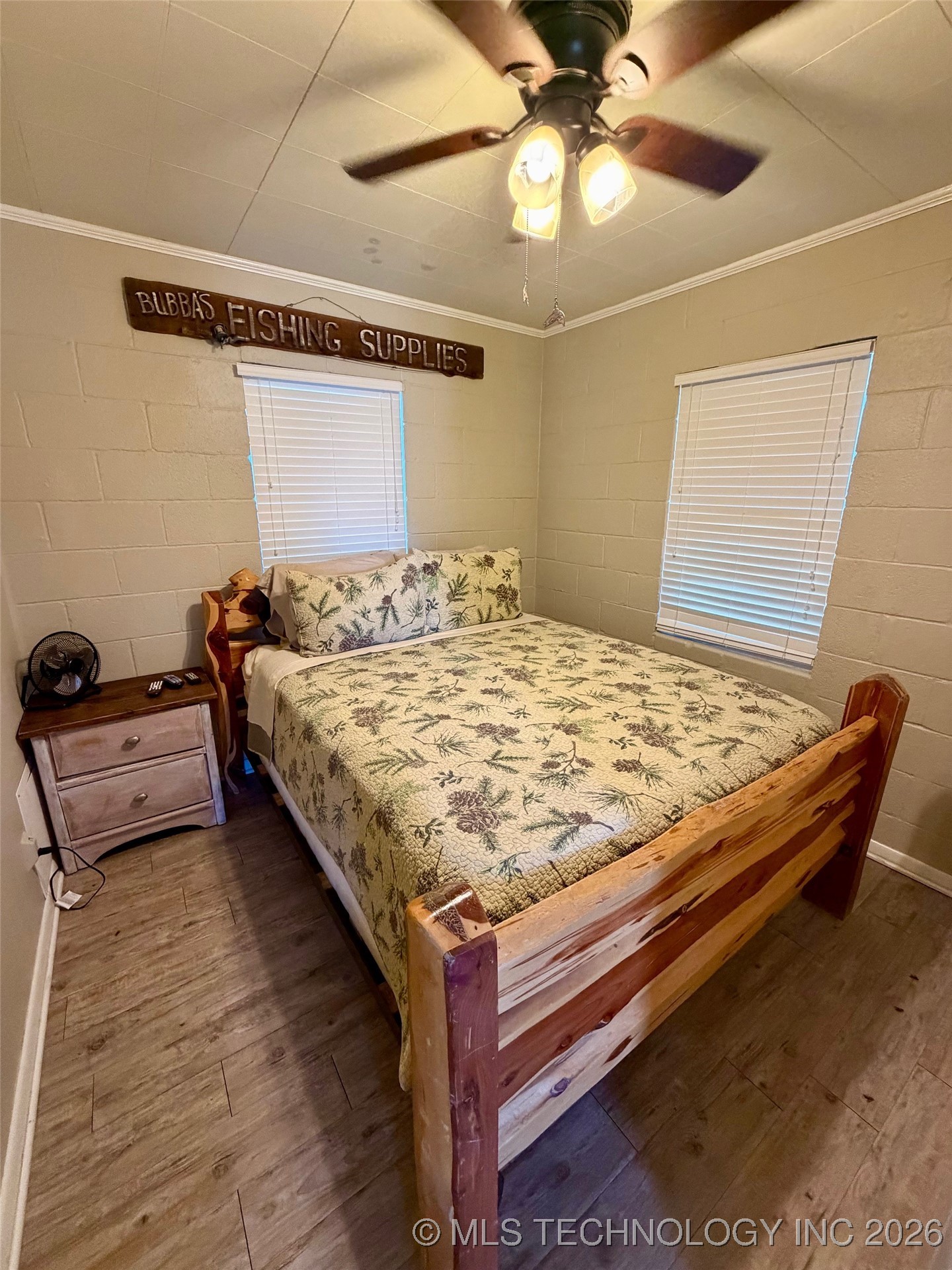 8908 Pear Street Property Photo 11