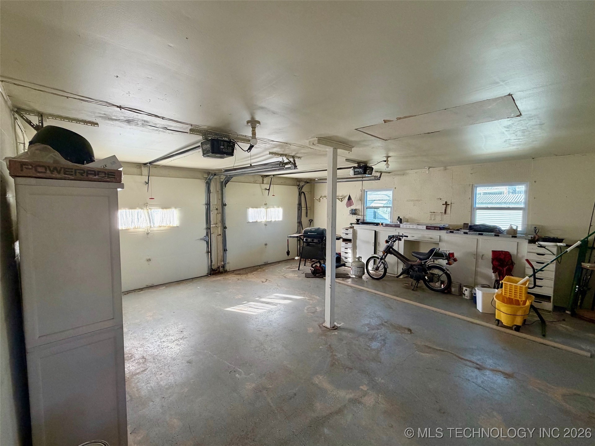 8908 Pear Street Property Photo 14