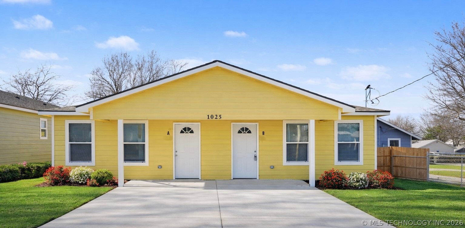 1025 N Quincy Avenue Property Photo 1