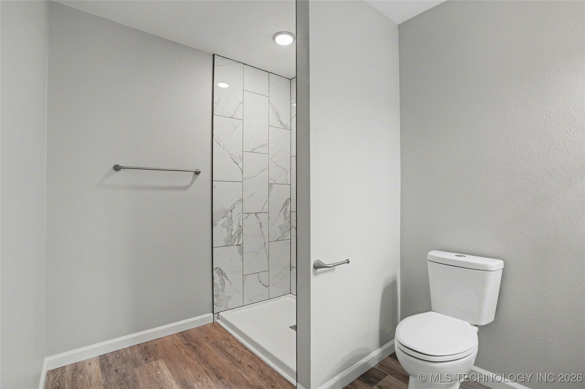 1025 N Quincy Avenue Property Photo 21