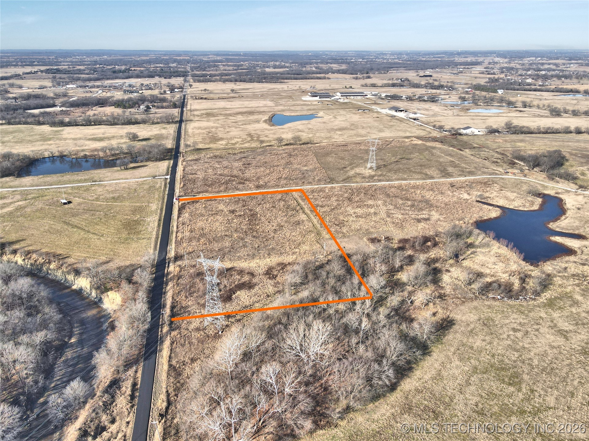 9195 E 191st Street Property Photo 3