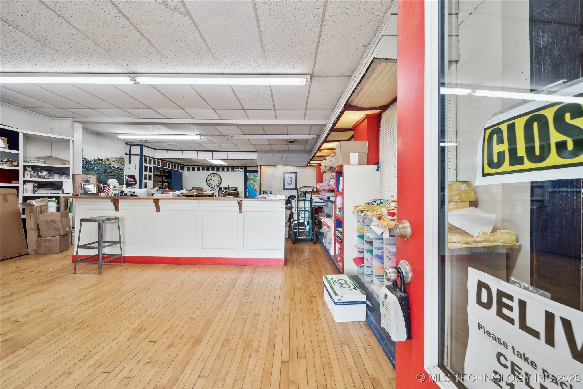 212 S Broadway Street Property Photo 9