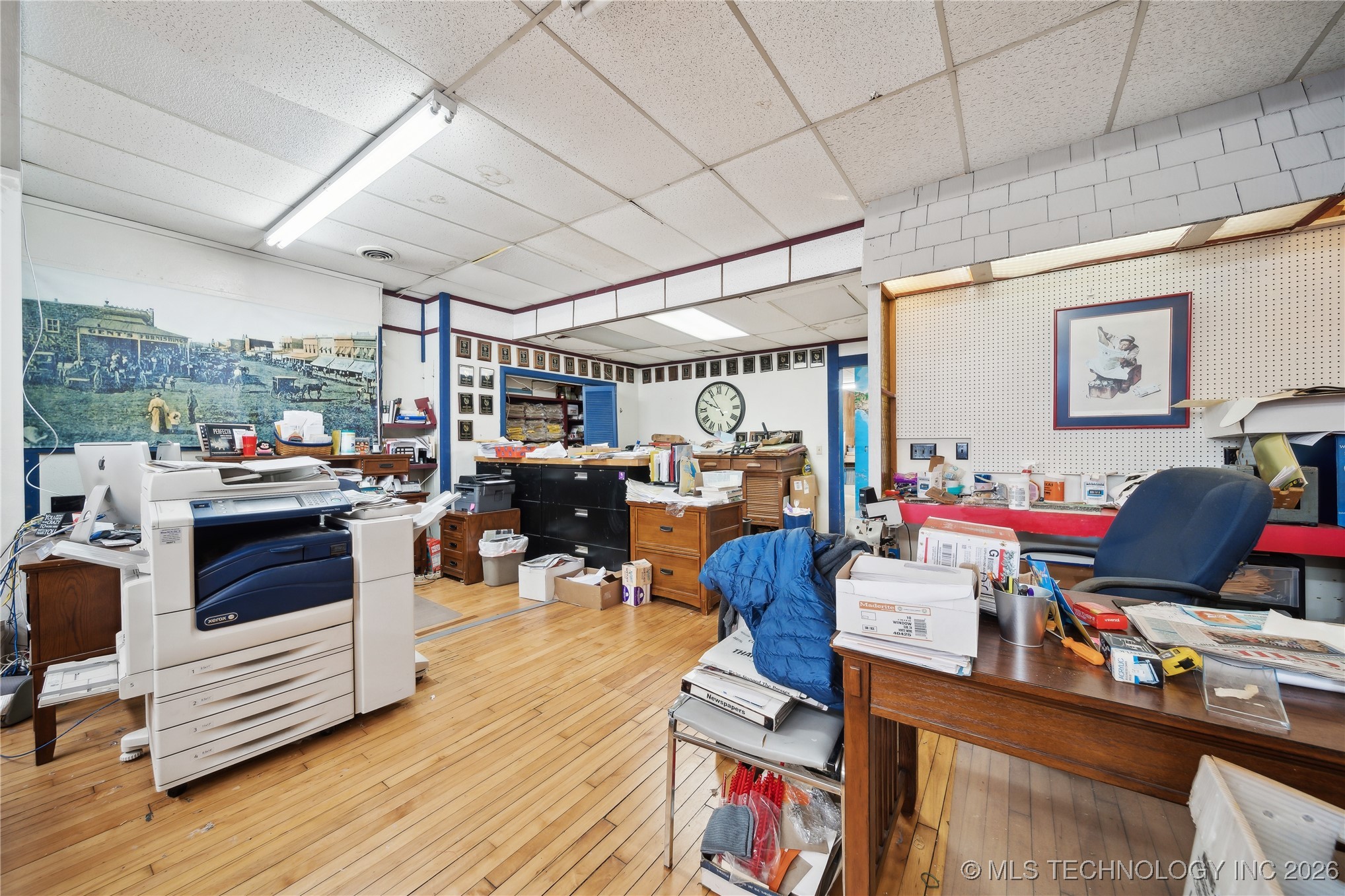 212 S Broadway Street Property Photo 14