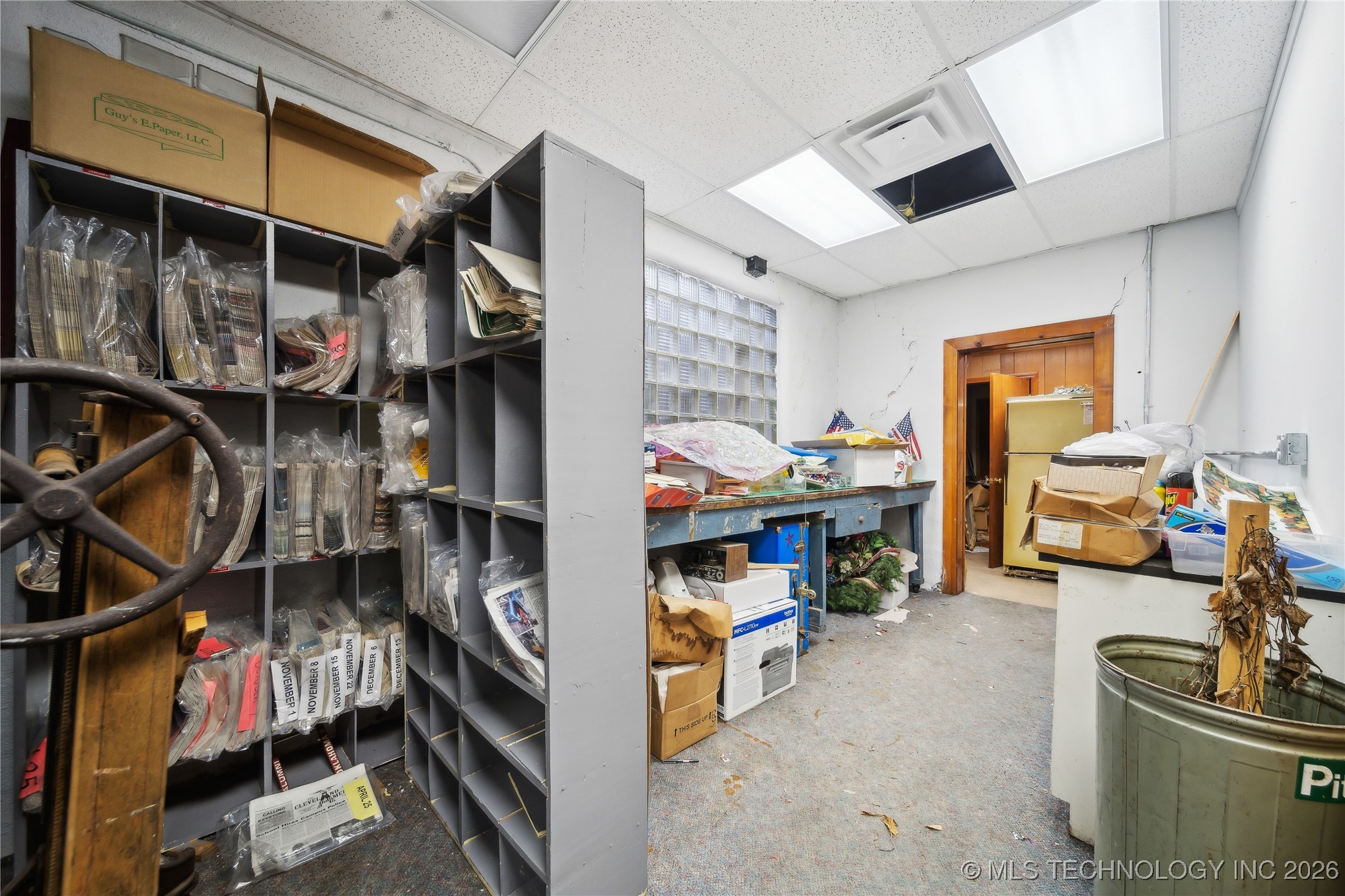 212 S Broadway Street Property Photo 27