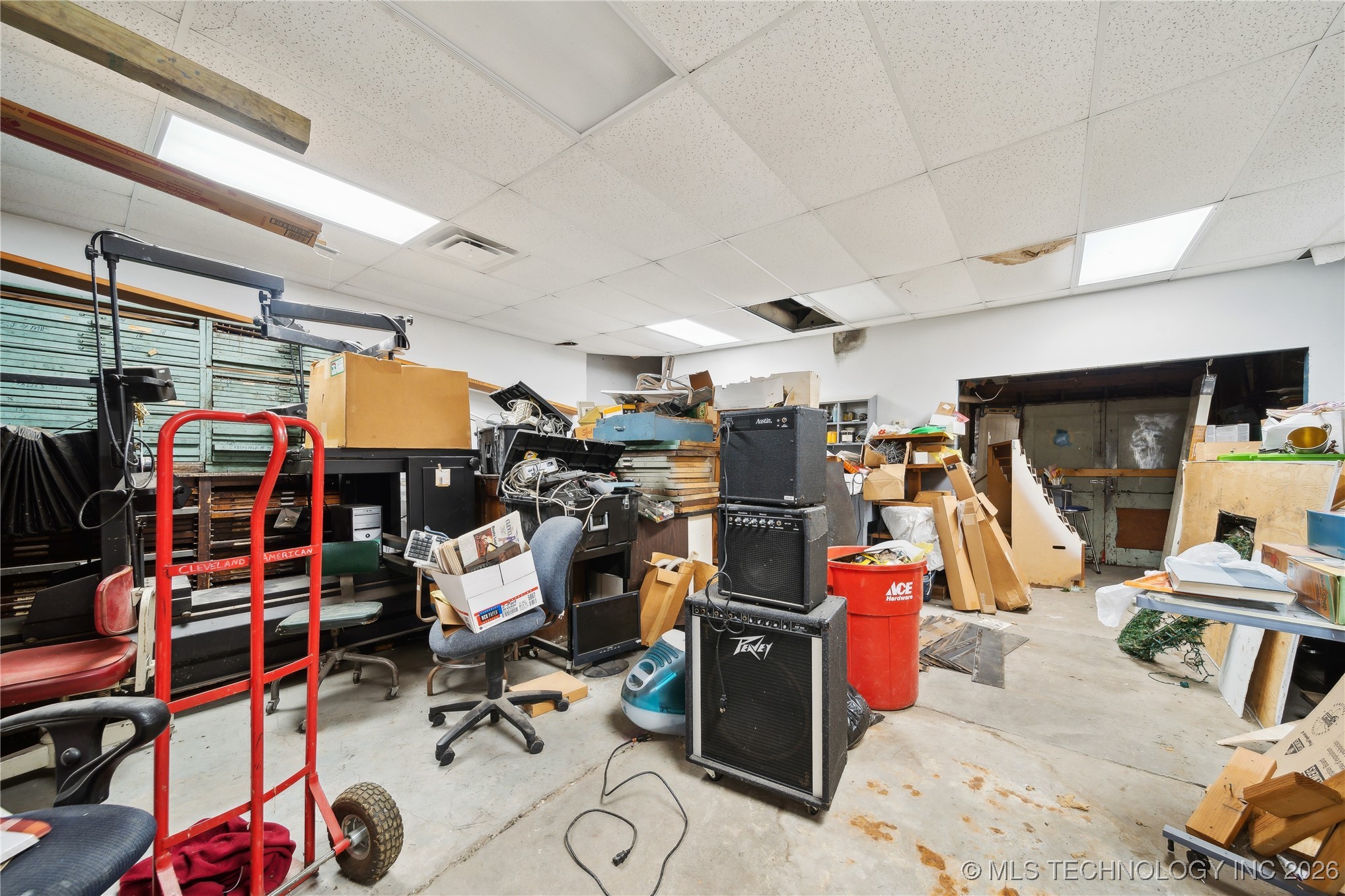 212 S Broadway Street Property Photo 33