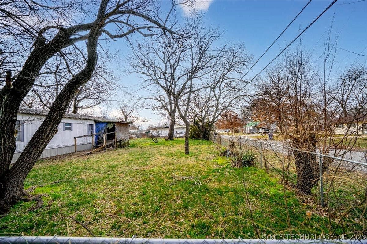 01 W Ross Street Property Photo 10