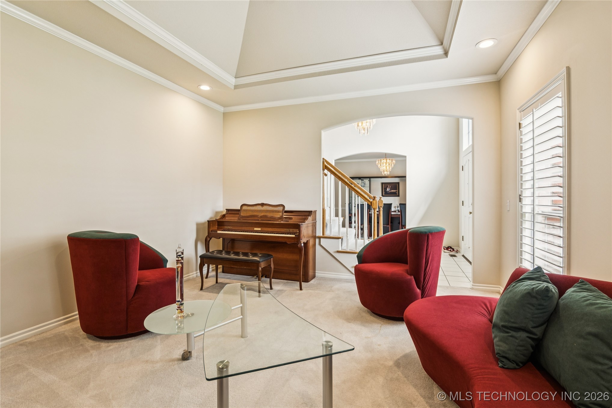 10230 S Hudson Place Property Photo 6