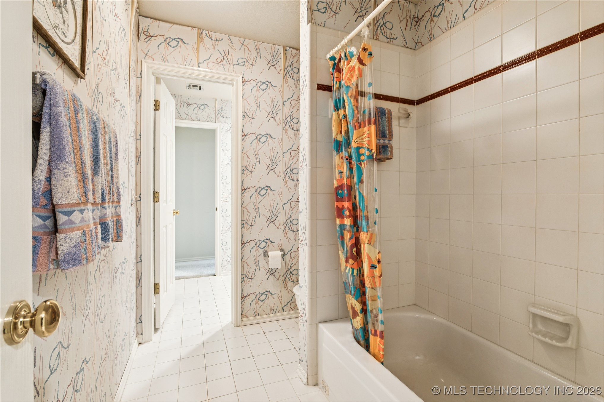 10230 S Hudson Place Property Photo 24