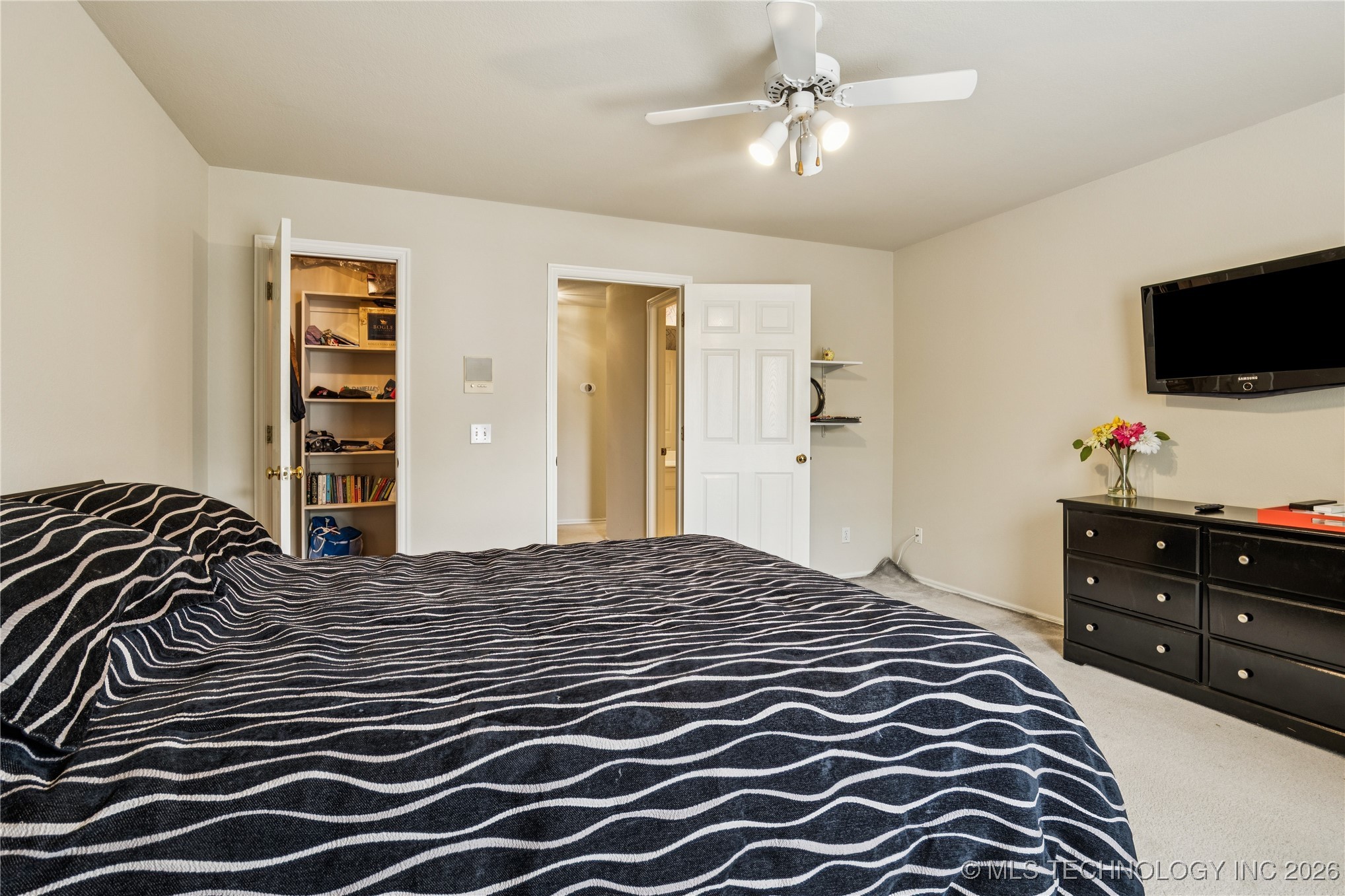 10230 S Hudson Place Property Photo 29