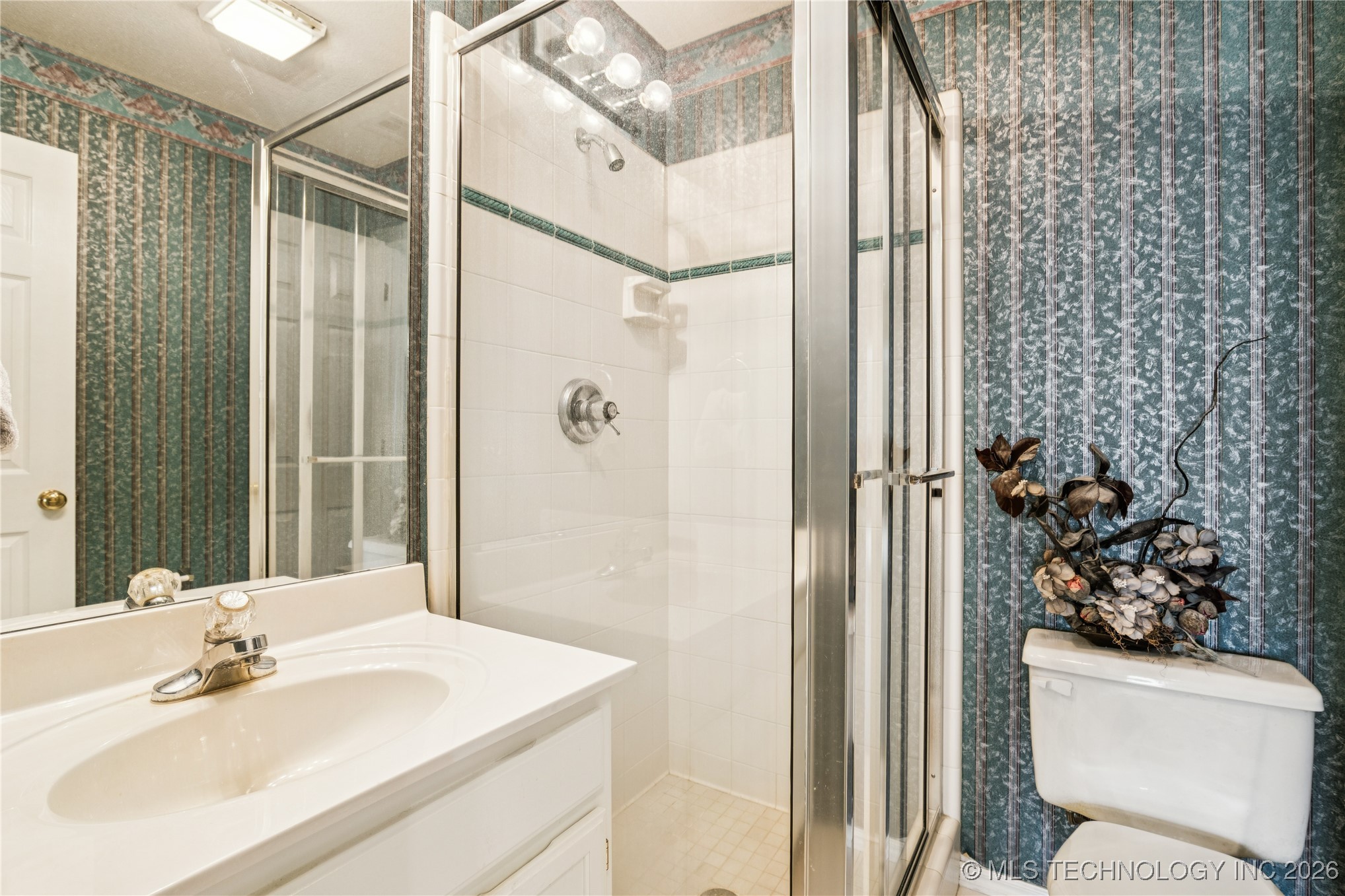 10230 S Hudson Place Property Photo 34