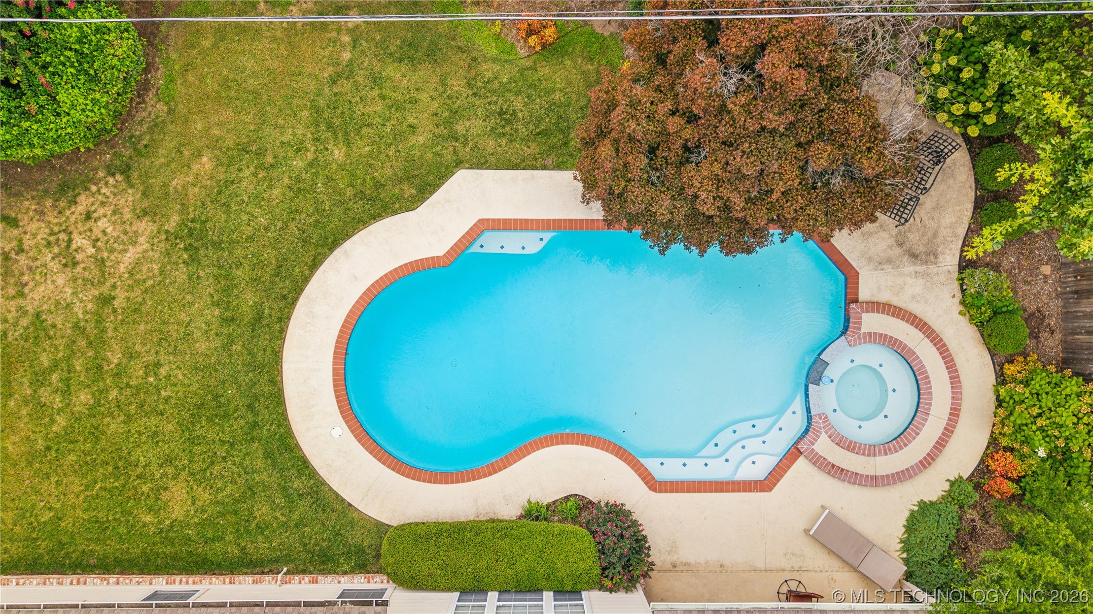 10230 S Hudson Place Property Photo 44