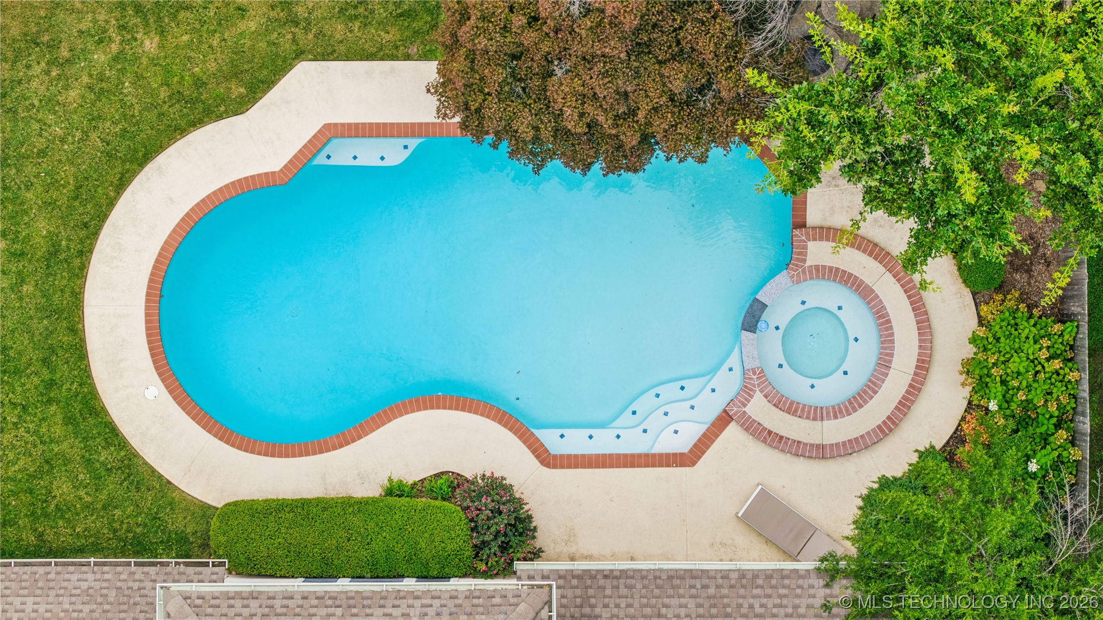 10230 S Hudson Place Property Photo 45