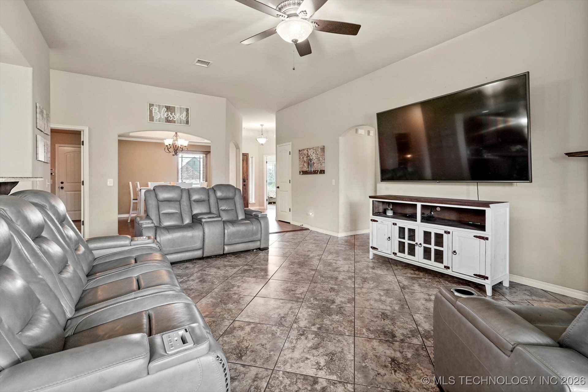 7308 E Louisville Street Property Photo 7