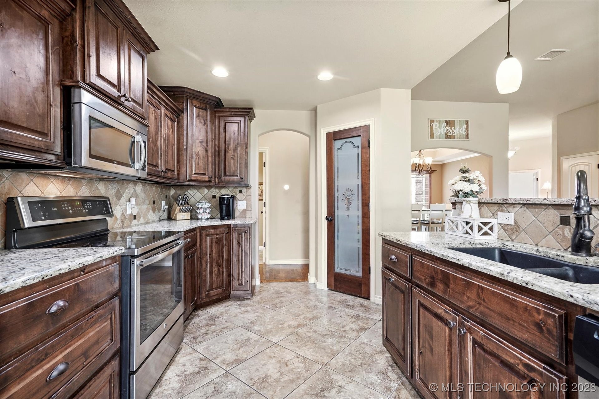 7308 E Louisville Street Property Photo 10