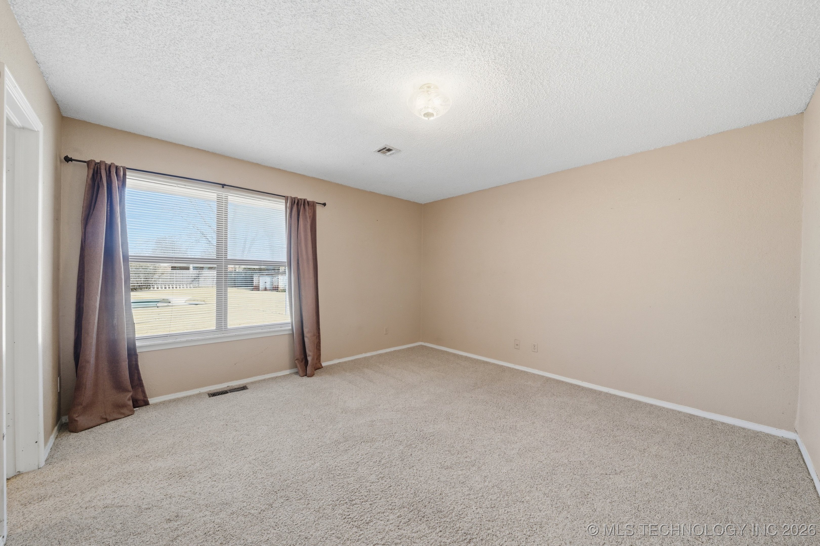 11829 E 80th Place North Property Photo 13